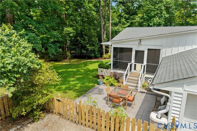 3136 Old Quarry Rd, Richmond, VA 23225