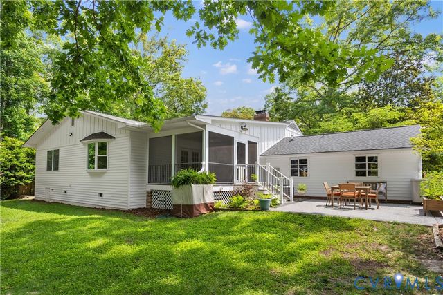 3136 Old Quarry Rd, Richmond, VA 23225