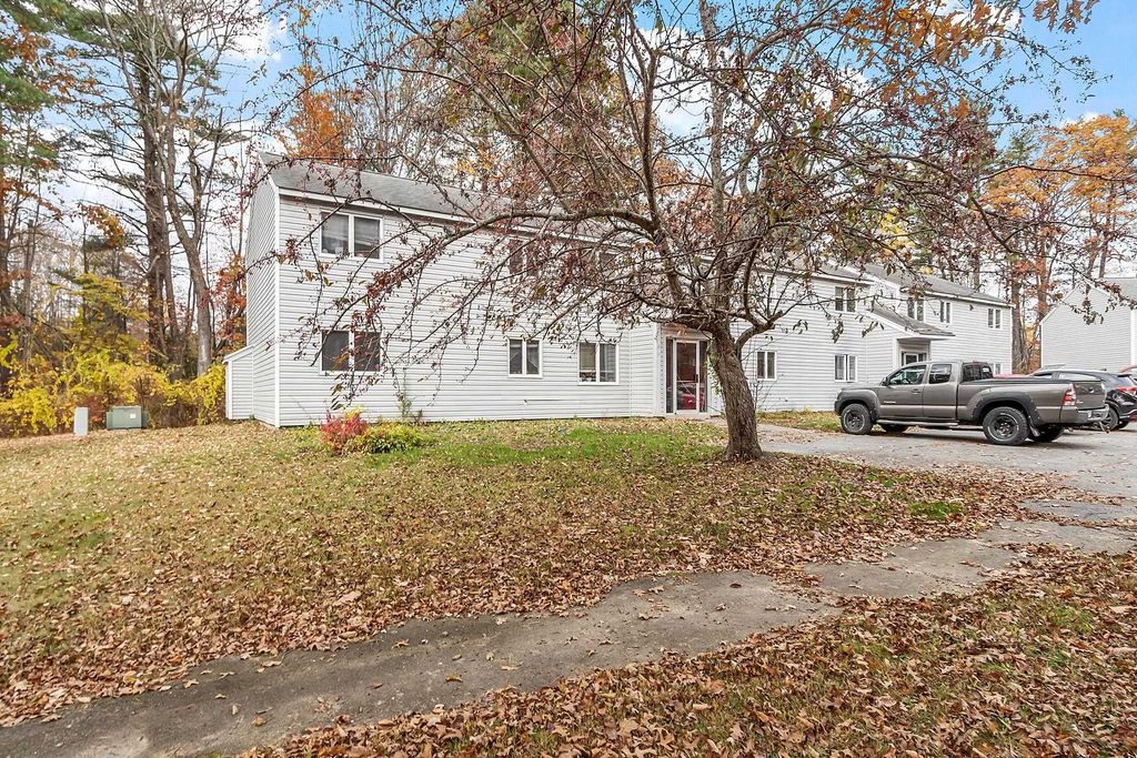 23 Old Stage Coach Rd Apt 15, Epping, NH 03042