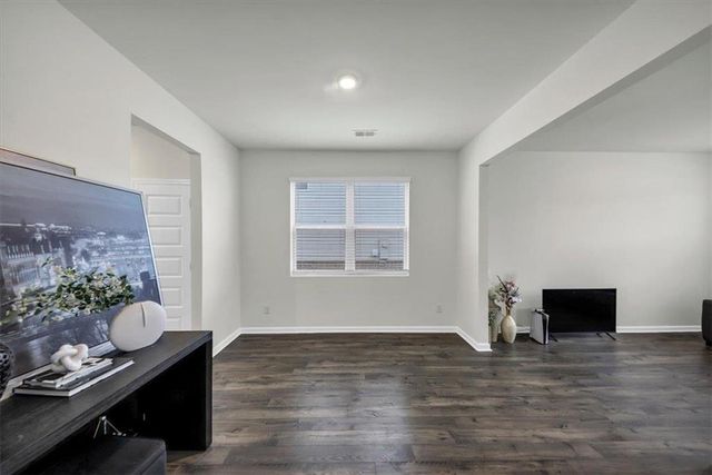 609 Azalea Bloom Drive, Loganville, NC 27616