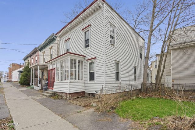 40 Cortland Place, Albany, NY 12203
