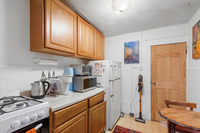 40 Cortland Place, Albany, NY 12203