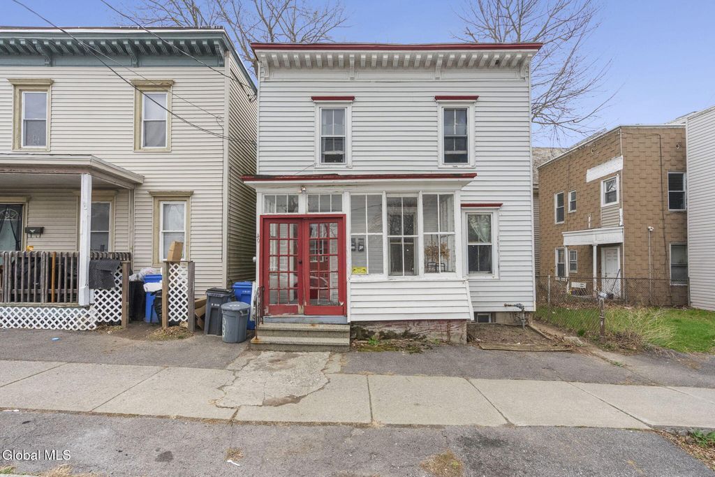 40 Cortland Place, Albany, NY 12203