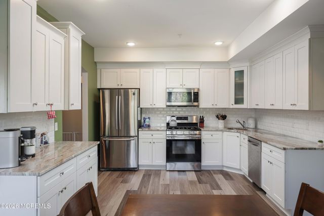 31 Emily Court, Hazlet, NJ 07730