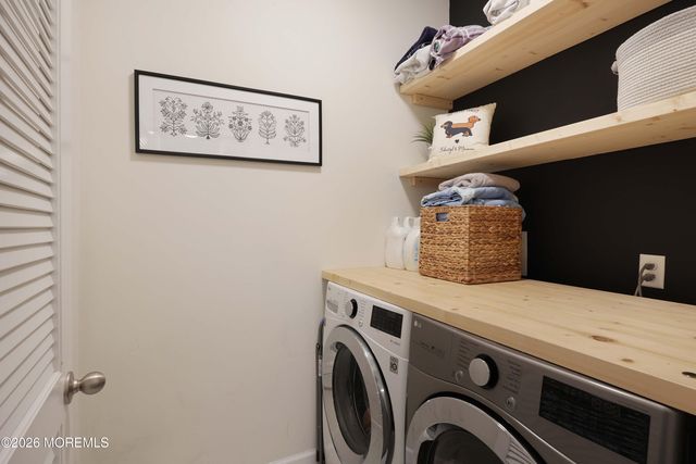 31 Emily Court, Hazlet, NJ 07730