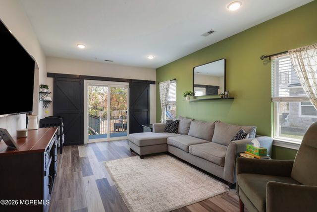 31 Emily Court, Hazlet, NJ 07730