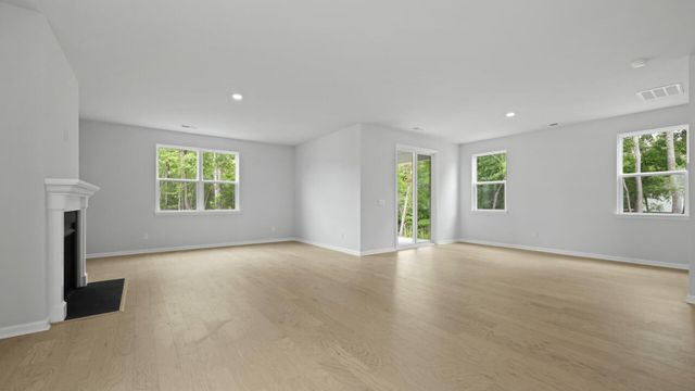 307 Dickerson Lane, Summerville, SC 29485