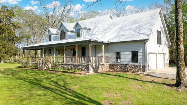 865 Haley Rd, Wartrace, TN 37183