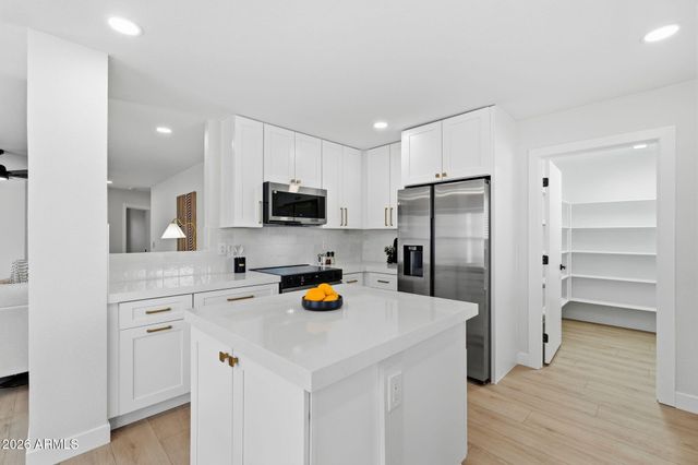 2300 W 22ND Avenue, Apache Junction, AZ 85120