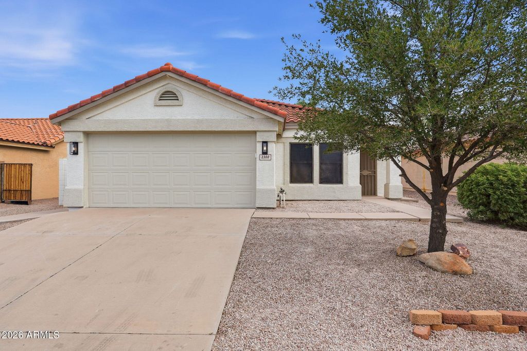 2300 W 22ND Avenue, Apache Junction, AZ 85120