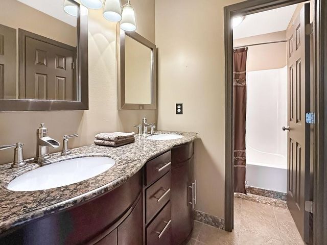 509 Old Field Cove, Woodstock, GA 30189