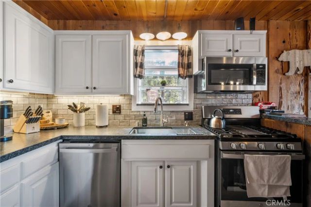 865 Bear Mountain, Big Bear City, CA 92314