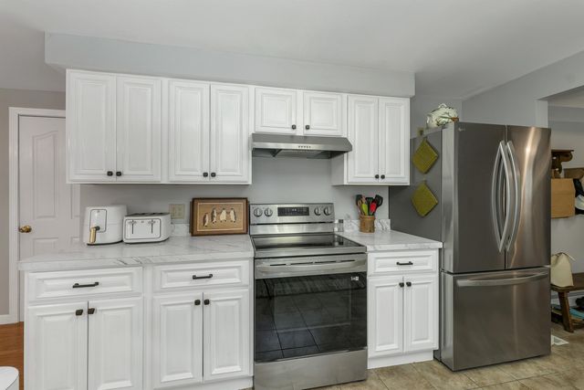 314 Lancaster Hill Road, Tilton, NH 03276