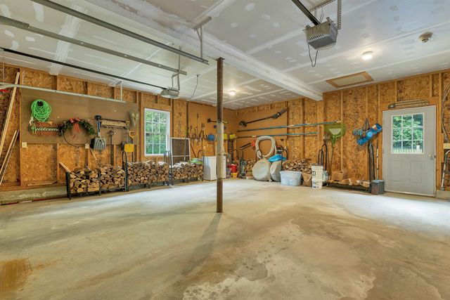 314 Lancaster Hill Road, Tilton, NH 03276
