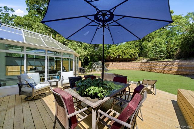 291 Locust Drive, Rocky Point, NY 11778