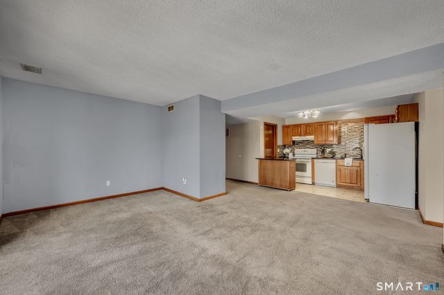 54 North Mountain Road 204, New Britain, CT 06053