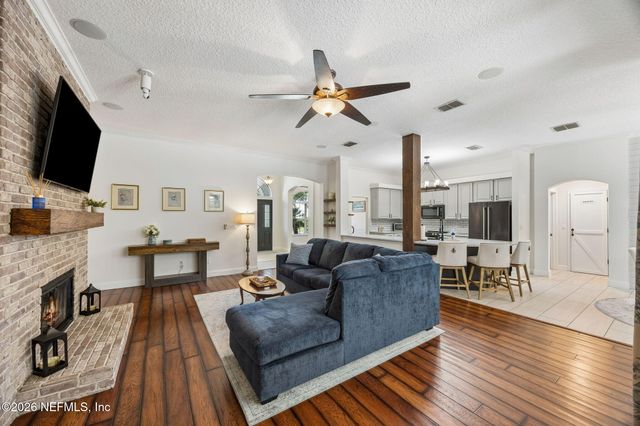 2411 GOLDEN BELL Lane, Fleming Island, FL 32003