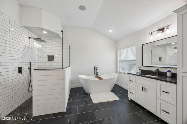 2411 GOLDEN BELL Lane, Fleming Island, FL 32003