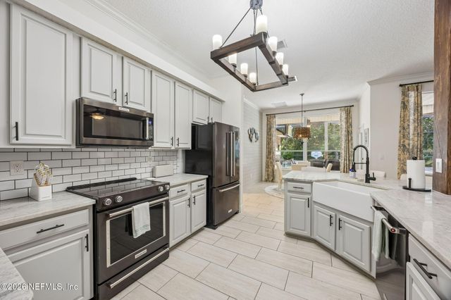 2411 GOLDEN BELL Lane, Fleming Island, FL 32003