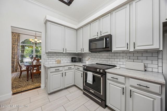 2411 GOLDEN BELL Lane, Fleming Island, FL 32003