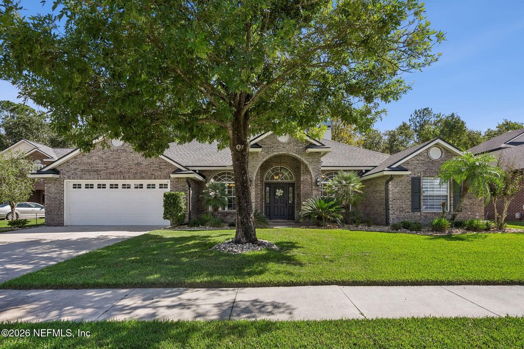 2411 GOLDEN BELL Lane, Fleming Island, FL 32003