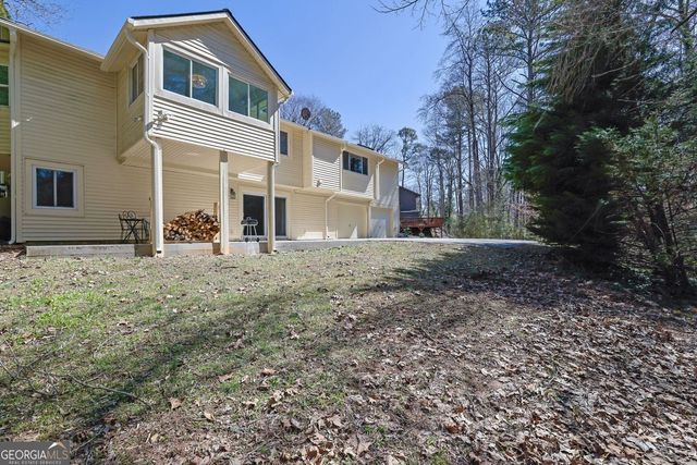 889 Fawn Way, Marietta, GA 30068