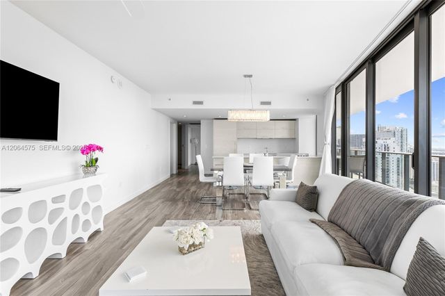 1300 S Miami Ave 4505, Miami, FL 33130