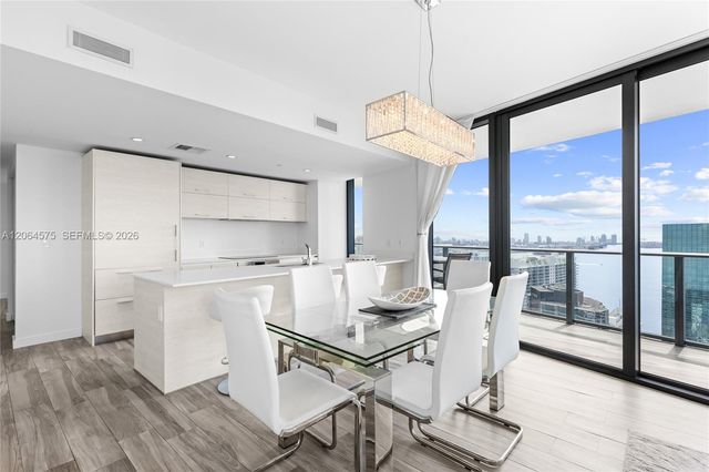 1300 S Miami Ave 4505, Miami, FL 33130