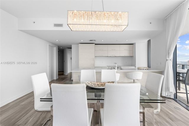 1300 S Miami Ave 4505, Miami, FL 33130