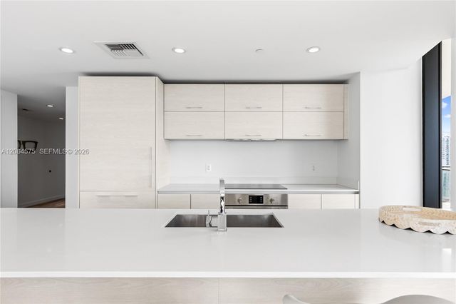 1300 S Miami Ave 4505, Miami, FL 33130