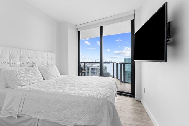1300 S Miami Ave 4505, Miami, FL 33130