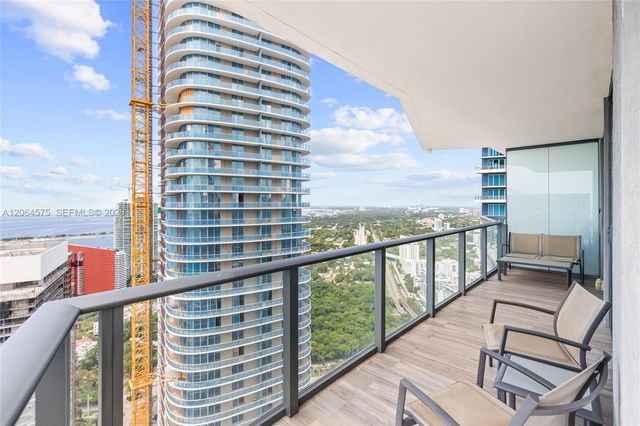1300 S Miami Ave 4505, Miami, FL 33130