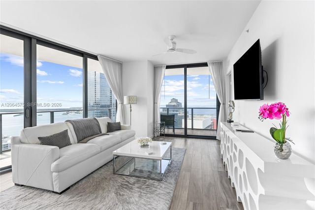 1300 S Miami Ave 4505, Miami, FL 33130
