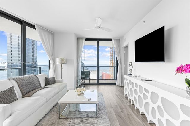 1300 S Miami Ave 4505, Miami, FL 33130