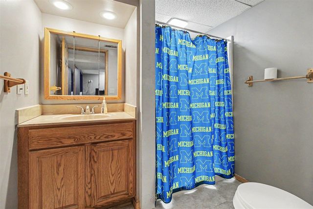 1633 N Hanlon Street, Westland, MI 48185