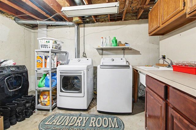 1633 N Hanlon Street, Westland, MI 48185
