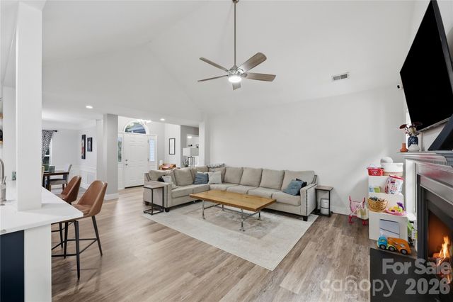9123 Windknob Court, Huntersville, NC 28078