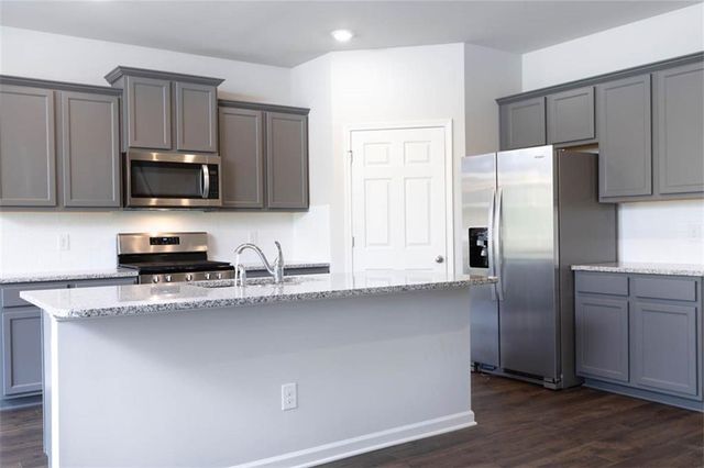 656 Whitman Lane, Stockbridge, GA 30281