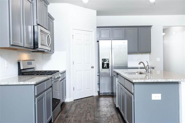 656 Whitman Lane, Stockbridge, GA 30281