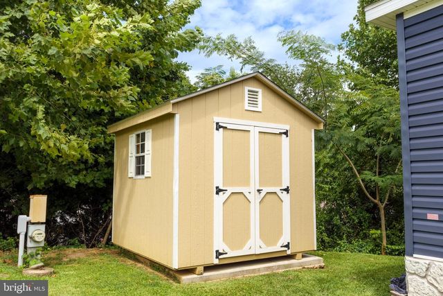 216 PARK DR, Media, PA 19063