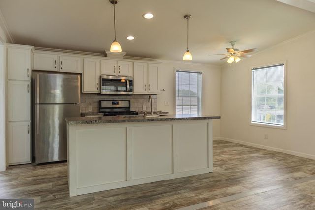 216 PARK DR, Media, PA 19063