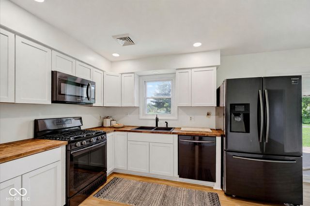 8065 W State Road 32, Thorntown, IN 46071