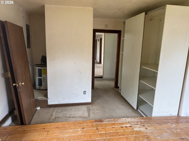 395 E 46TH Ave, Eugene, OR 97405