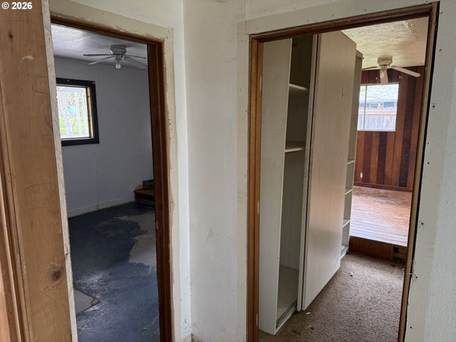 395 E 46TH Ave, Eugene, OR 97405