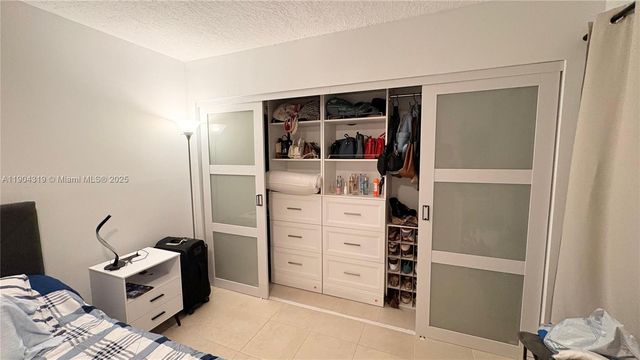 206 Charter Way 206, West Palm Beach, FL 33407