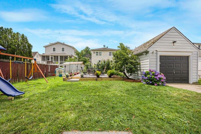 28 Clayton Place, Yonkers, NY 10704