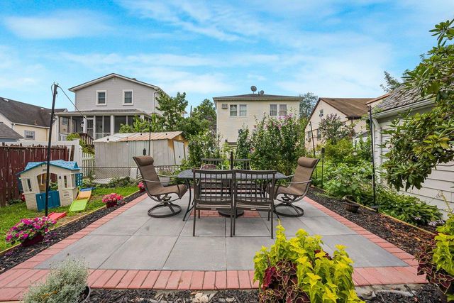 28 Clayton Place, Yonkers, NY 10704