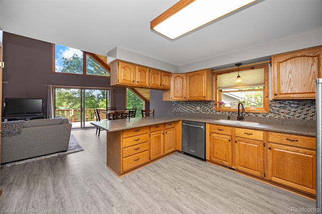 4583 Cornwell Lane, Hamburg Township, MI 48189