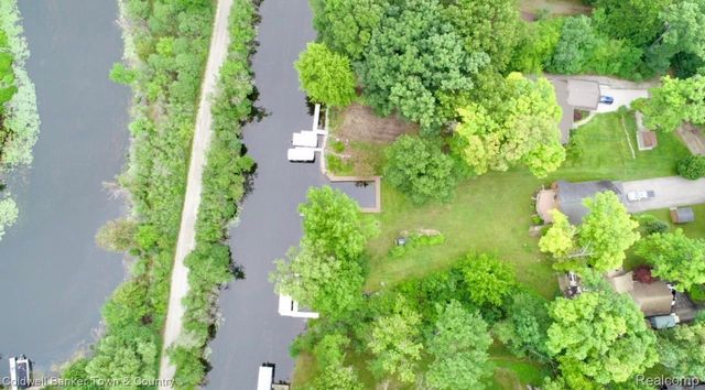 4583 Cornwell Lane, Hamburg Township, MI 48189