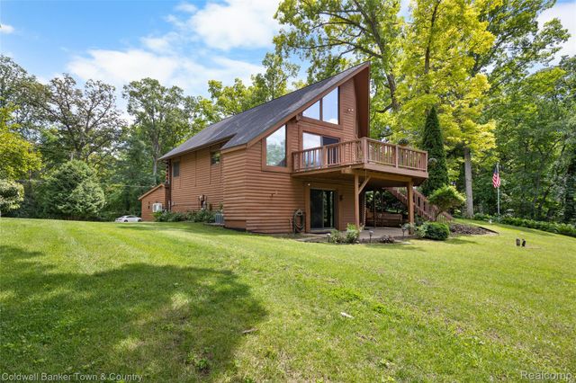 4583 Cornwell Lane, Hamburg Township, MI 48189
